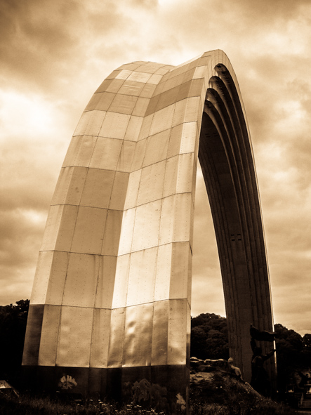 The People's Friendship Arch, Kiev